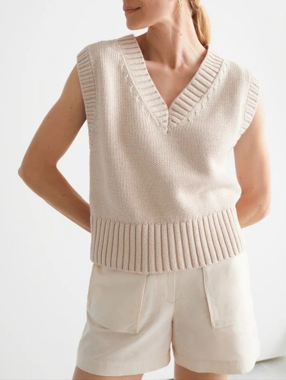 & Other Stories Oversized Knit Chunky Vest In Cream Size Small